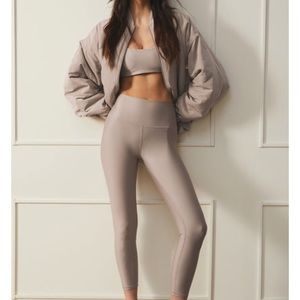 Alo airlift leggings